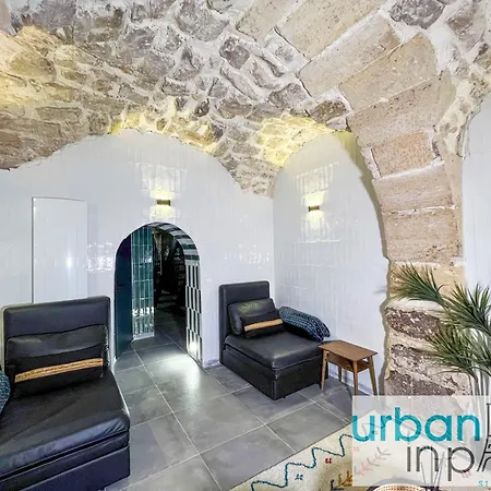 Urban Flat 31 - Lovely Triplex In *