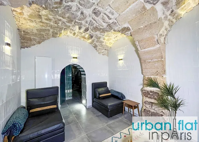 Urban Flat 31 - Lovely Triplex In *